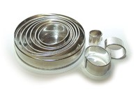 Afficher les détails pour Set emporte-pièce 9-pcs. Image de Set emporte-pièce 9-pcs.